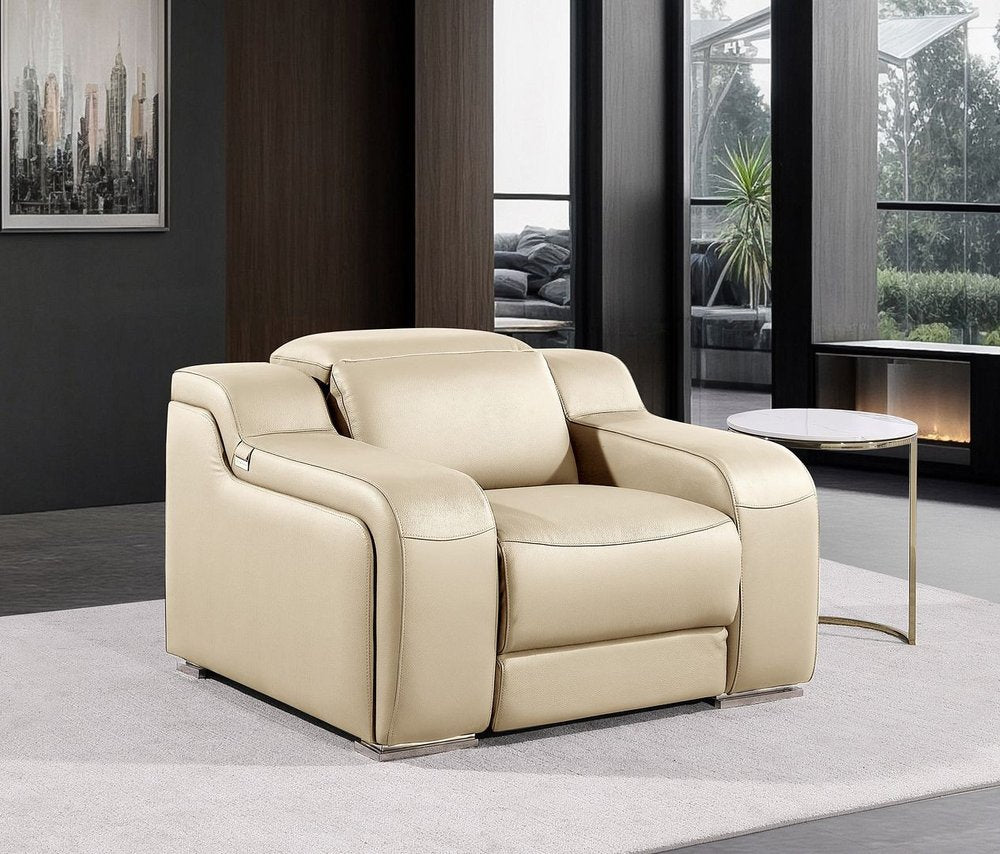 41" Black Italian Leather Wall Hugger Recliner With USB