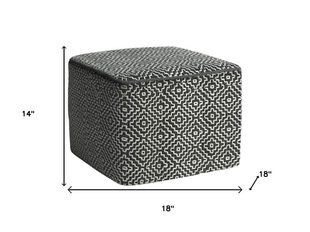 18" Gray And White Polyester Geometric Outdoor Pouf Ottoman