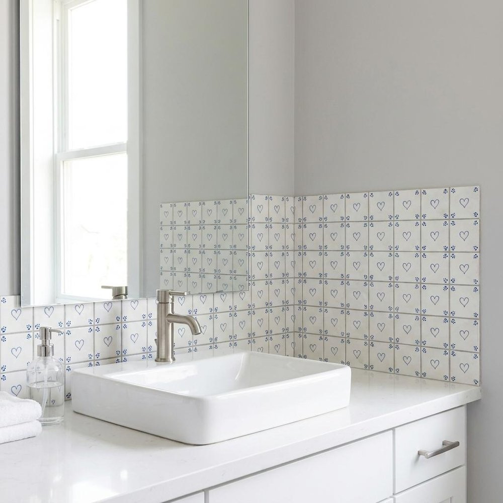 5" x 5" Blue Vinyl Arabesque Peel And Stick Removable Tiles