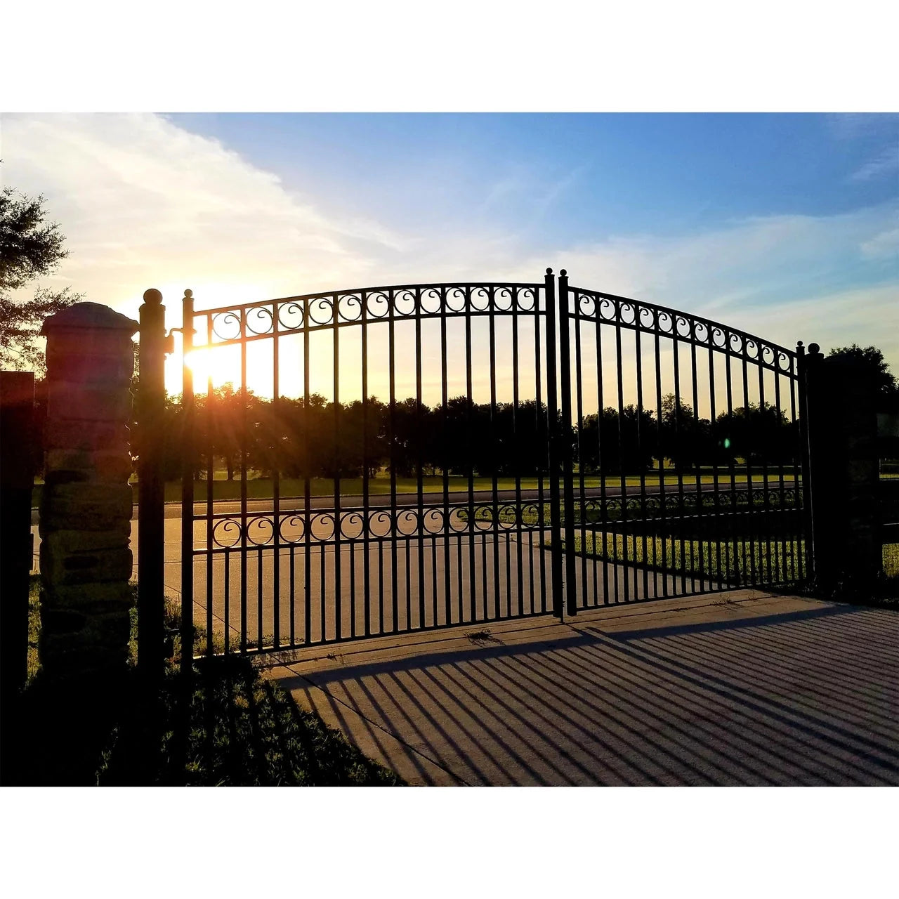 Aleko Steel Dual Swing Driveway Gate - PARIS Style - 12 x 6