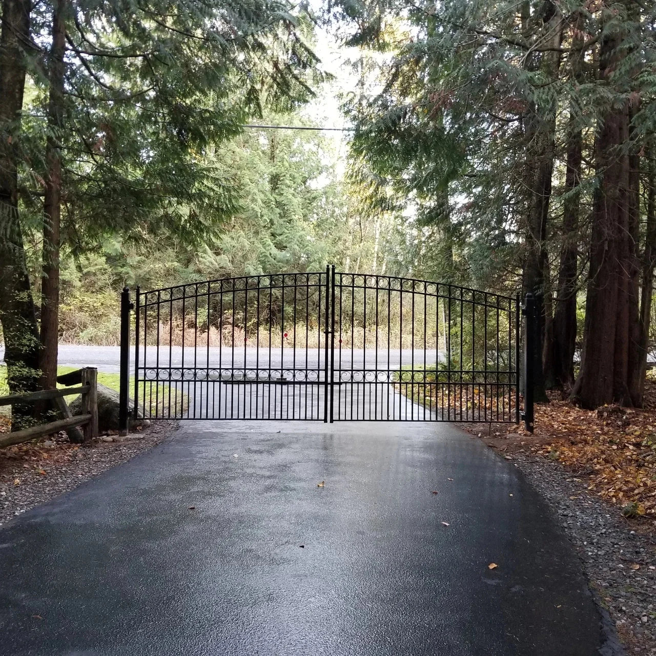 Aleko Steel Dual Swing Driveway Gate - PARIS Style - 16 x 6