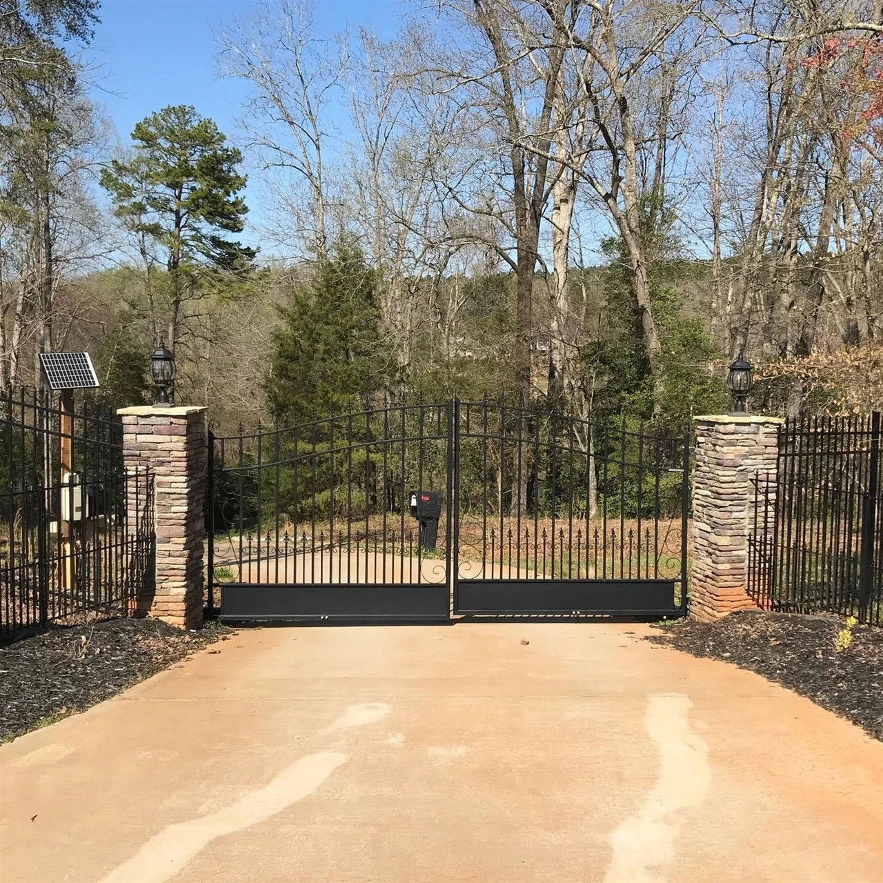 Aleko Steel Dual Swing Driveway Gate - VENICE Style - 14 x