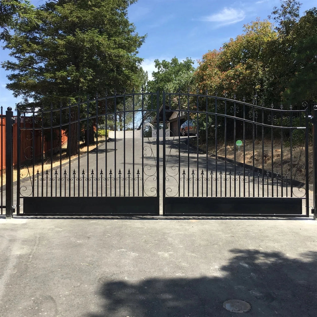 Aleko Steel Dual Swing Driveway Gate - VENICE Style - 16 x