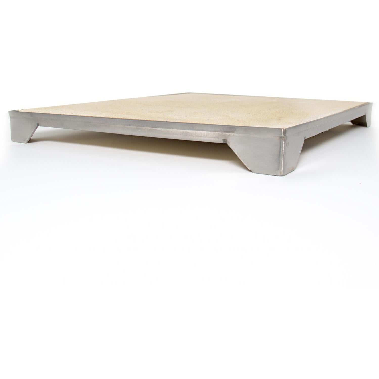 Blaze 14 3/4 Inch Ceramic Pizza Stone With Stainless Steel