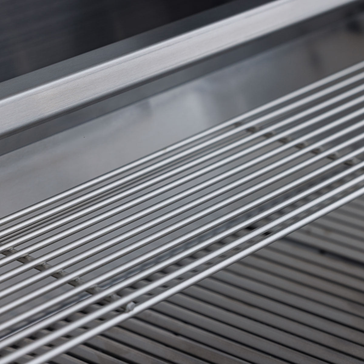 Blaze BCM 32-Inch 4-Burner Gas Grill