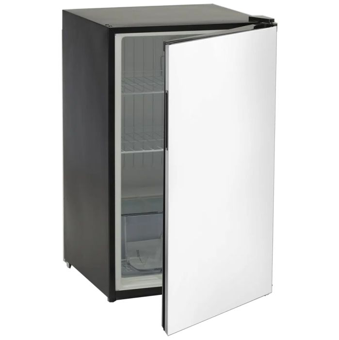 Bull Select Contemporary Refrigerator 4.5 Cubic Feet - 11520