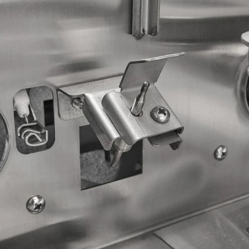Coyote SL-Series 30’’ Built-In Grill with Sear Zone &