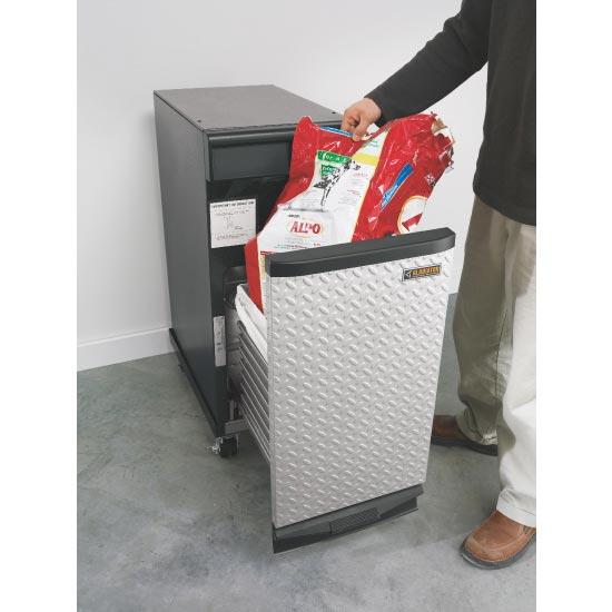 Gladiator GACP15XXMG Garage Garbage Compactor