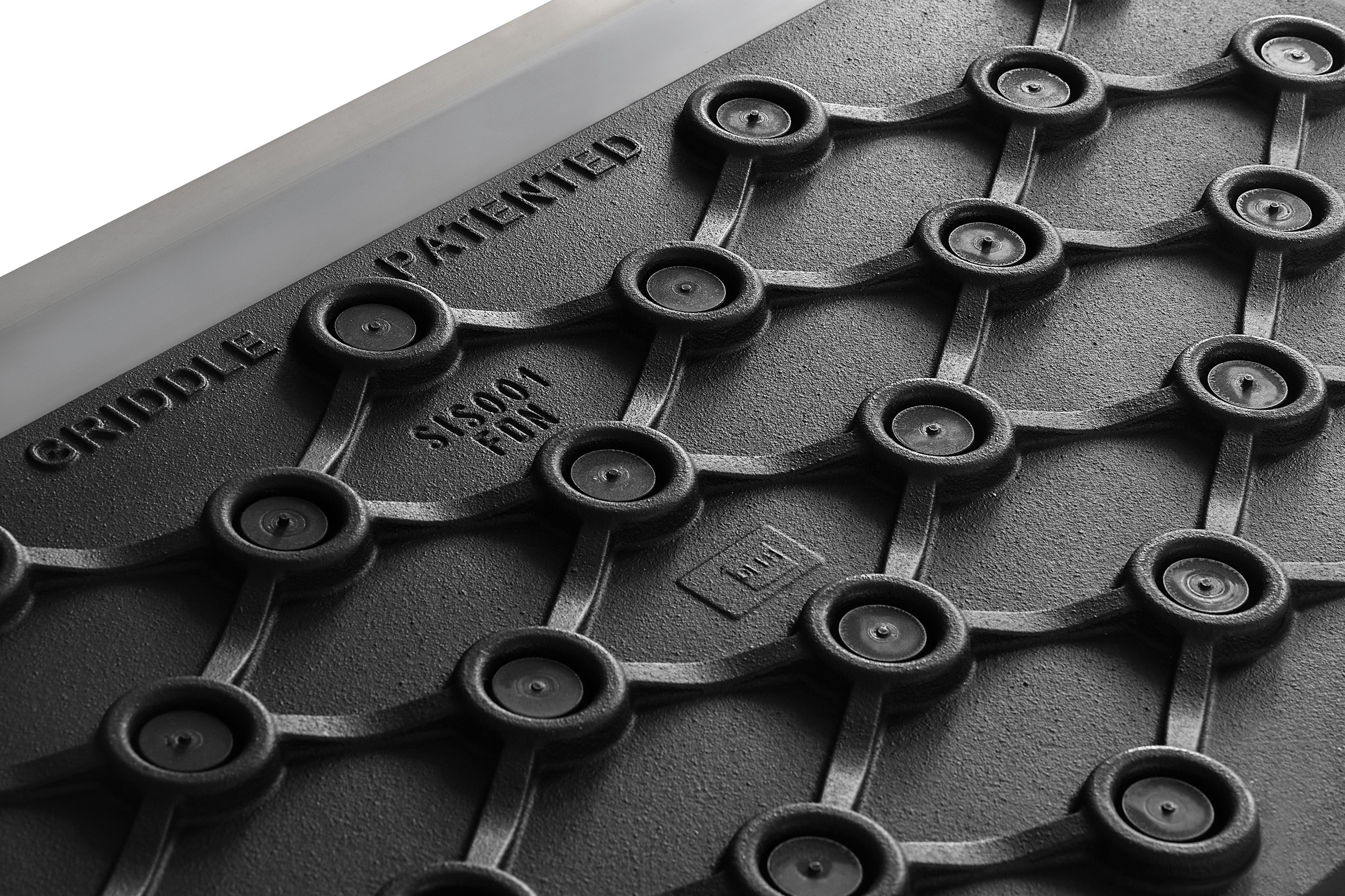 https://cdn.shopify.com/s/files/1/0778/8340/8626/files/products_DUAL_PLATE_3_sm_f5cacd64-4ee7-409b-8c76-42b2d52d81dc.jpg?v=1756304355