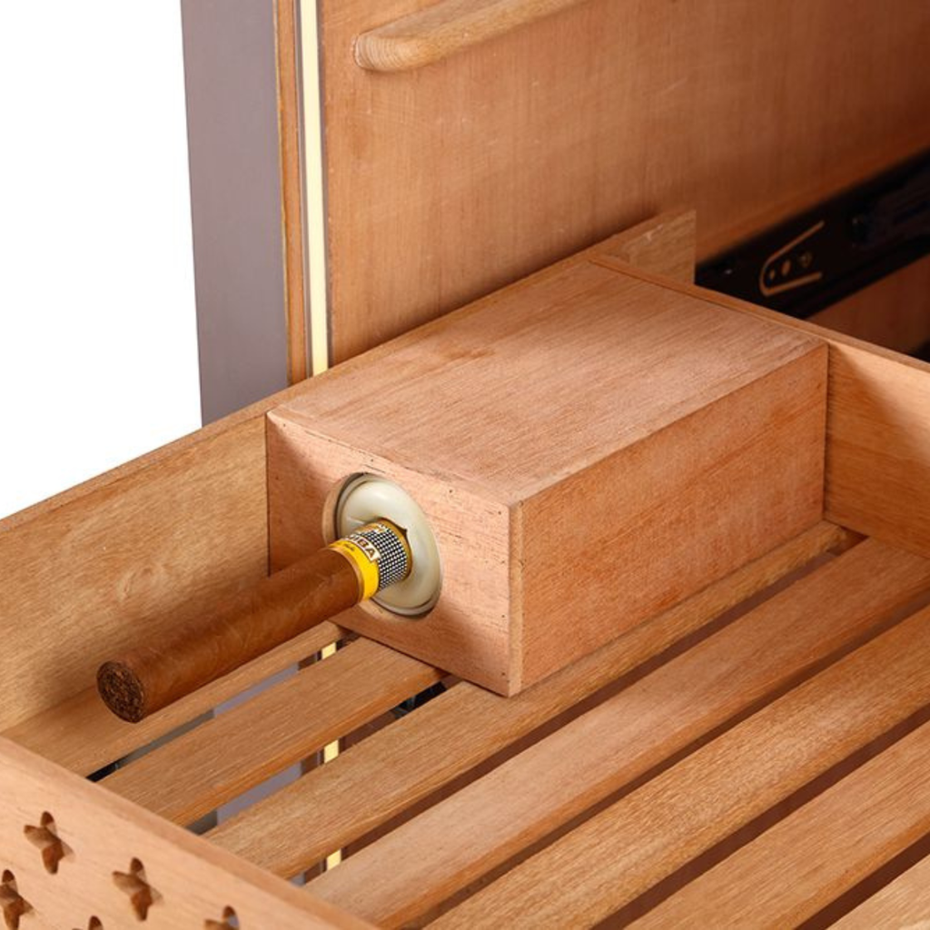 https://cdn.shopify.com/s/files/1/0685/8231/0080/files/Raching-Reserva-RR-Series-3000-Cigar-Electric-Humidors-Havana-Tan-Tray_Details-6__67119.1736385266.1280.1280.png?v=1754930163