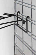 1’ 5 Rifle Leans Left Display Grid Wall (SKU: 6261)