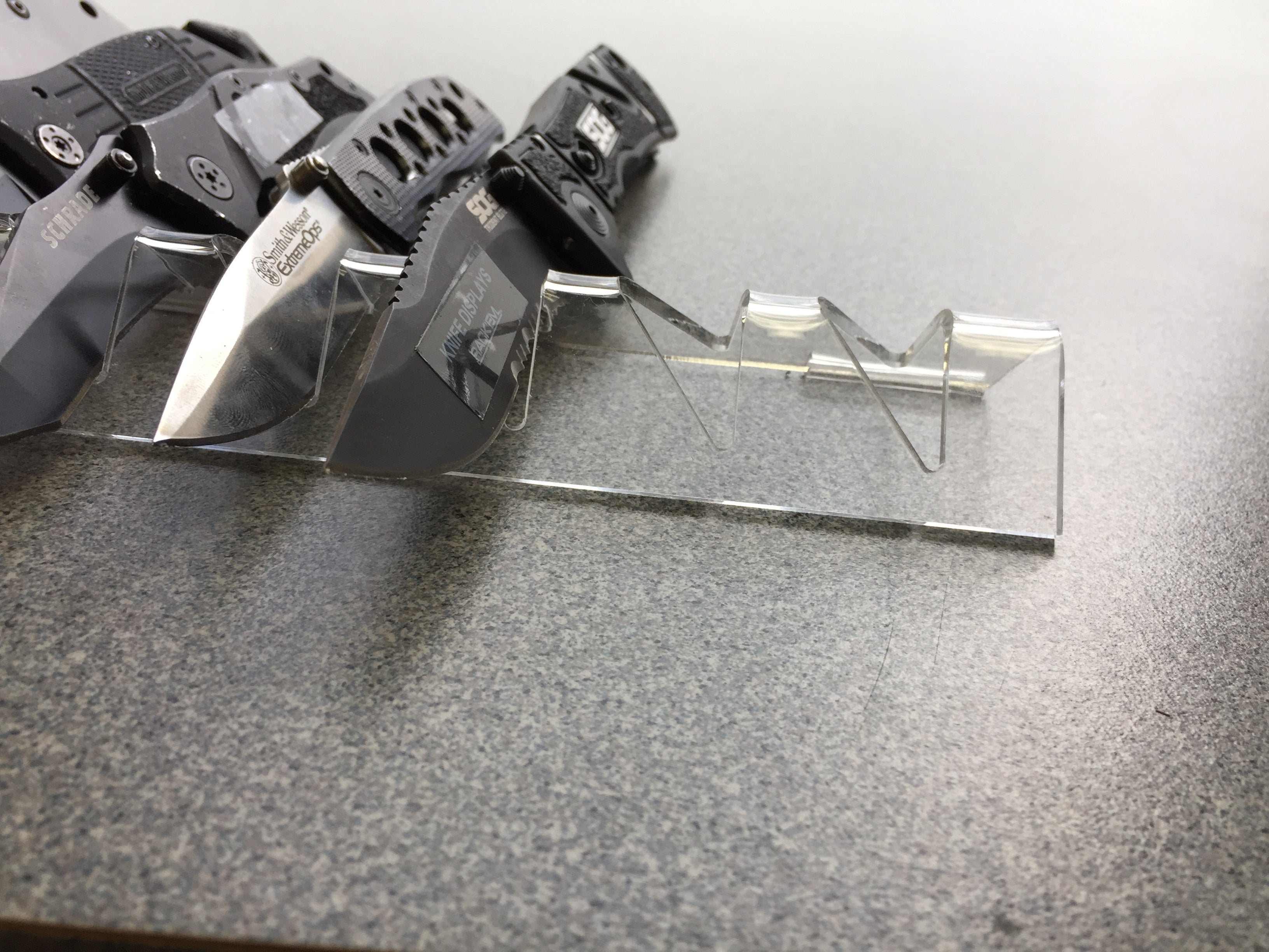 8-Knife "Teepee" Acrylic Display (SKU: 6477)